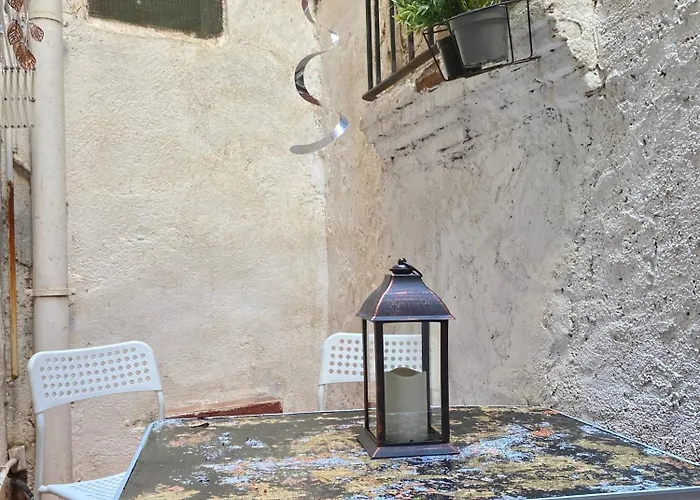 Tinos Primero